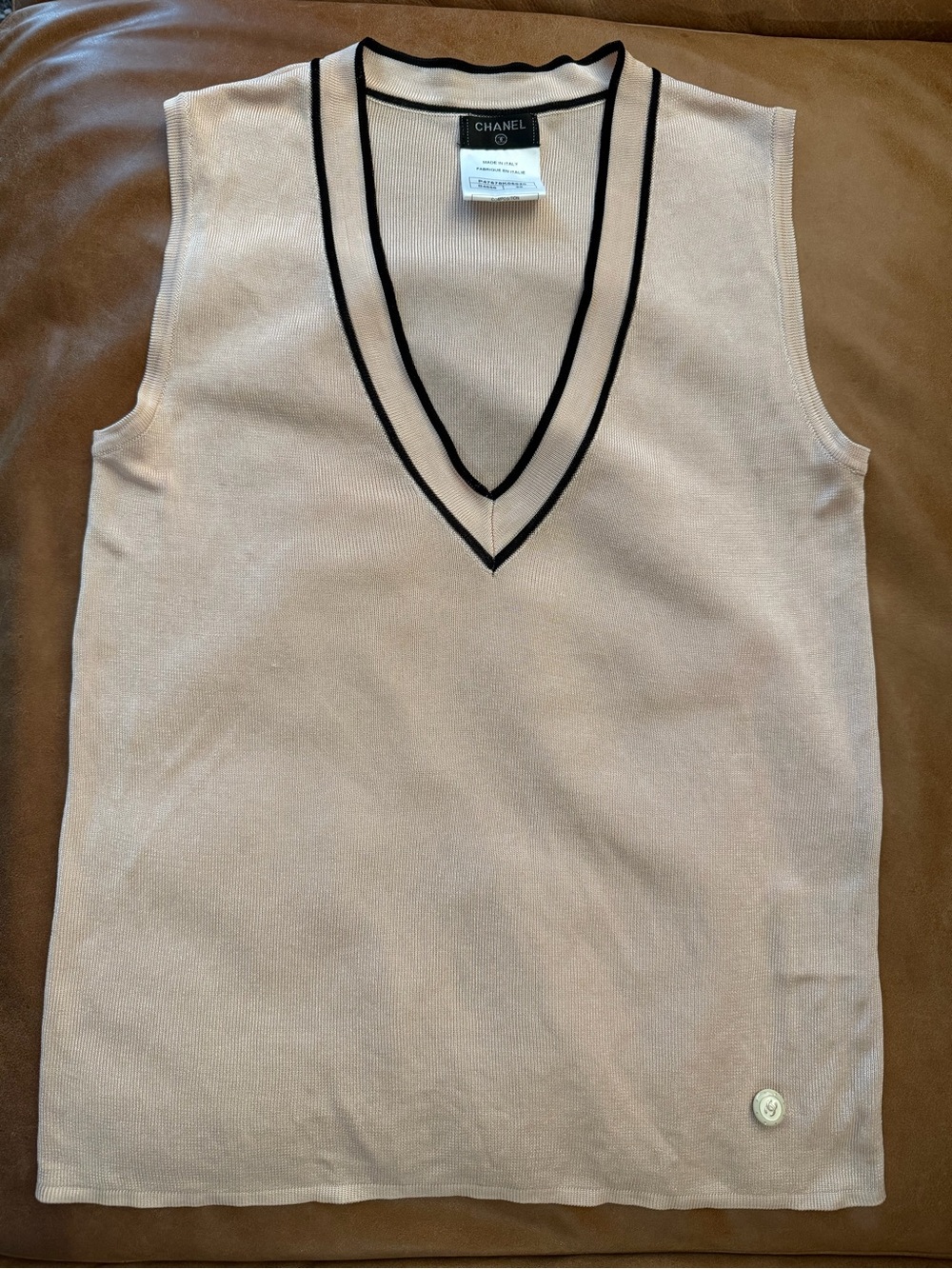 CHANEL Cream Sleeveless V-Neck Knit Tank with Black Trim viscose FR 38